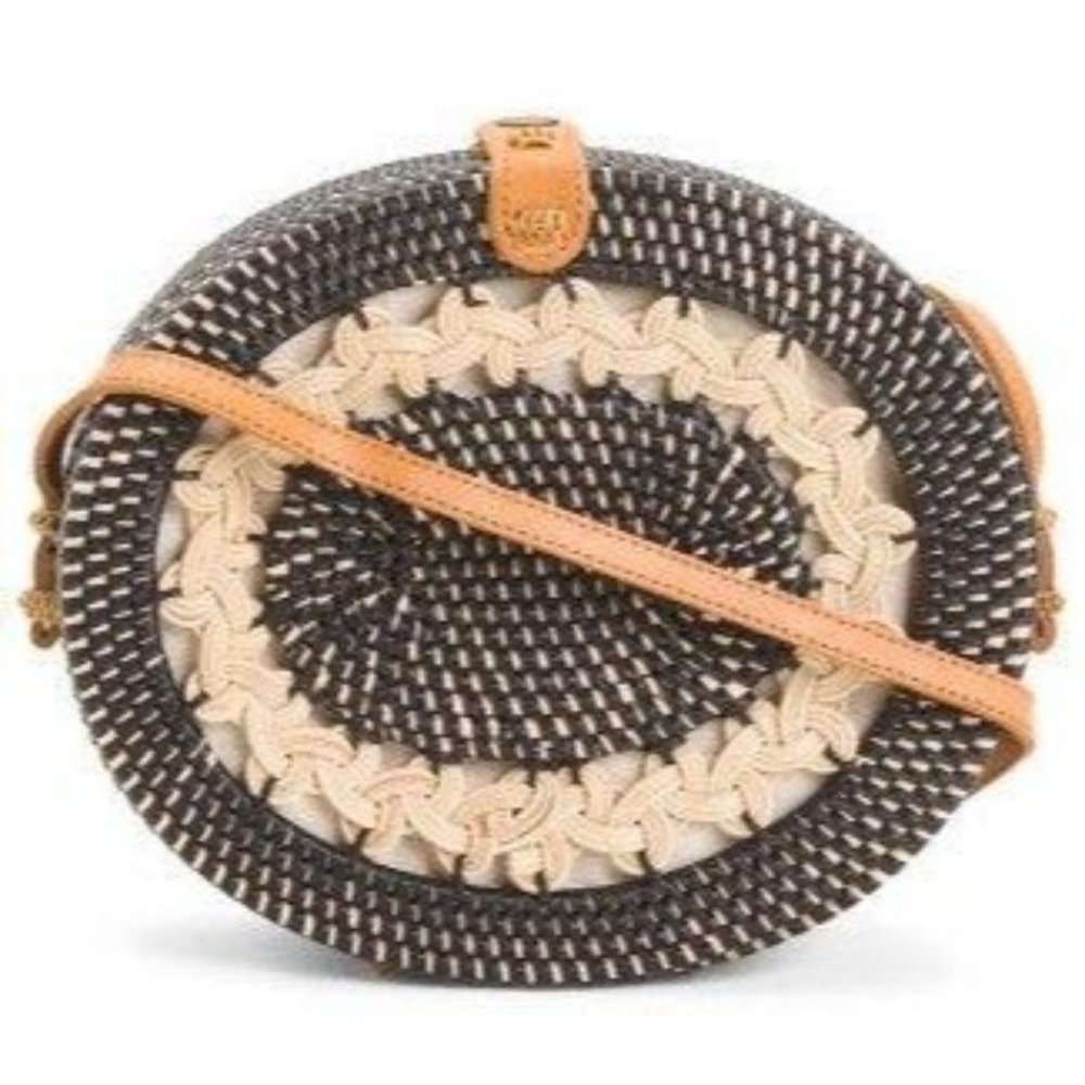 Handwoven Oval Wicker Rattan Crossbody Bag
